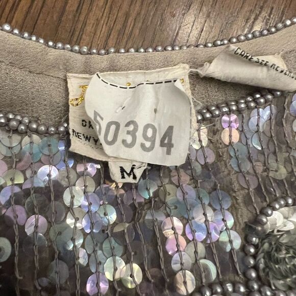 Vintage Dominique 100% silk beaded sequined cocktail top. Size M. EUC. - Picture 6 of 9